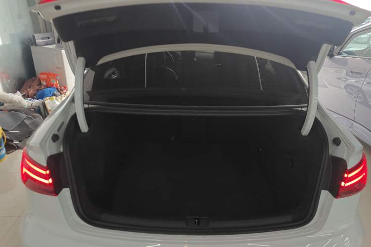 Used Audi A3 2020 Limousine 35 TFSI Fashion Edition China VI Emission Standard