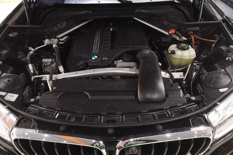 Used BMW X5 2016 xDrive35i parallel import
