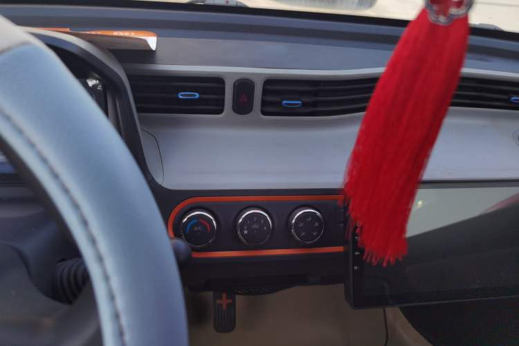 Used Wuling Hongguang MINIEV 2020 Lite Version Lithium Iron Phosphate
