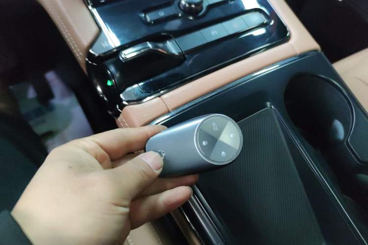 Used Nio ES8 2020 580 km Range Six-Seater Version
