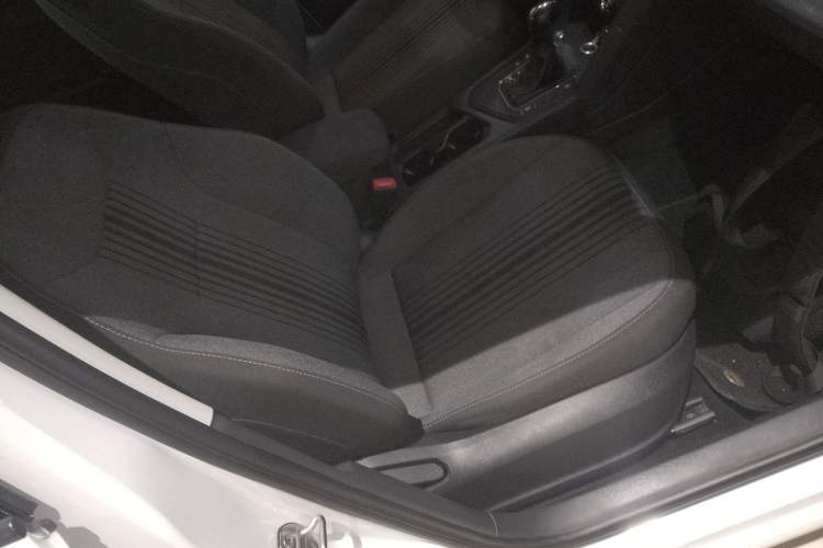 Used Volkswagen Tharu 2021 280TSI Two-Wheel Drive Trend Edition
