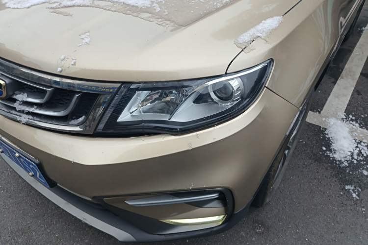 Used Geely Auto Emgrand X7 Sport 2018 1.8TD Automatic Two-Wheel Drive Zhiya Model