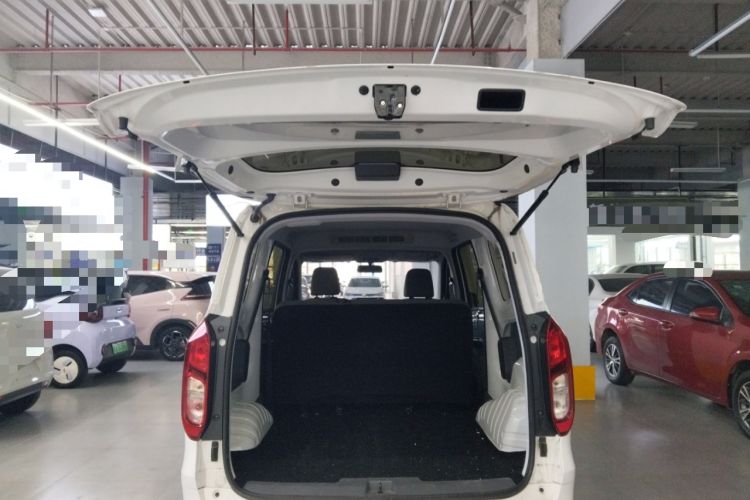 Used Wuling Hongguang New Energy 2024 All-Electric Model 300KM Practical Version
