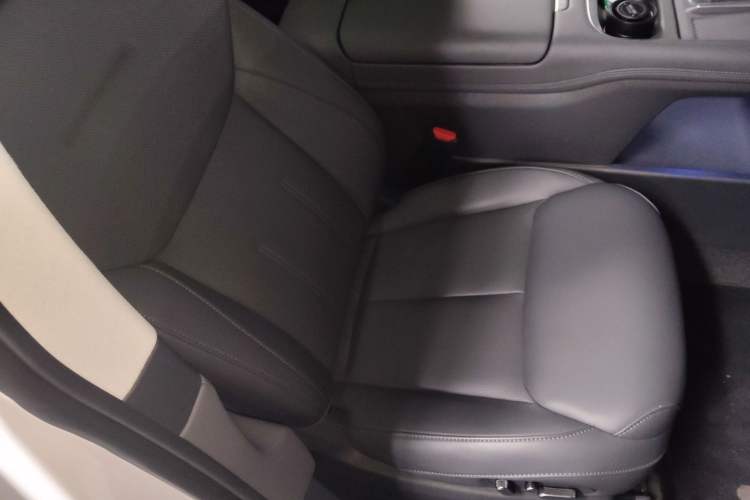 TDK.VehicleDetails.img