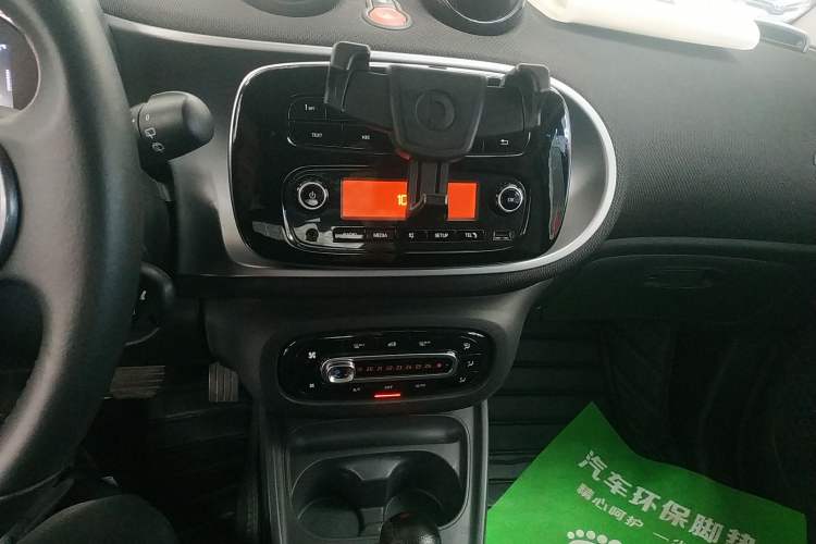 Used  fortwo 2018 1.0L 52kW Hardtop Passion Edition China V Standard
