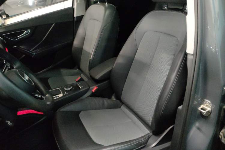 Used Audi Q2L 2020 35 TFSI Fashionable and Elegant Model
