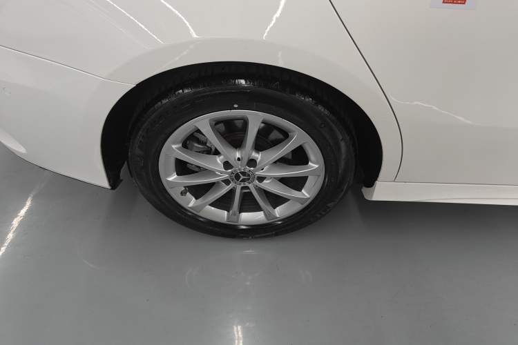 Used Mercedes-Benz A-Class 2021 A 200 L Sport Sedan Fashion Model