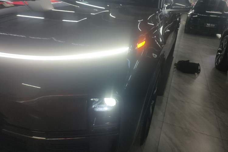 Used Li Auto L8 2023 Pro Model