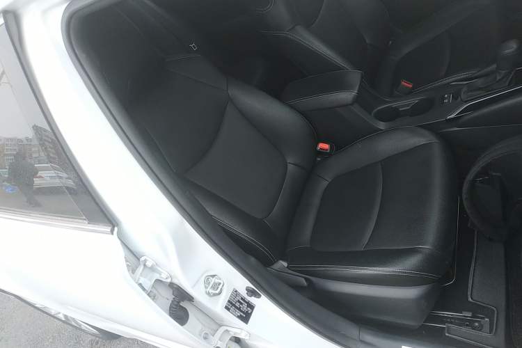 Used Toyota Allion 2021 2.0L Ambition Edition
