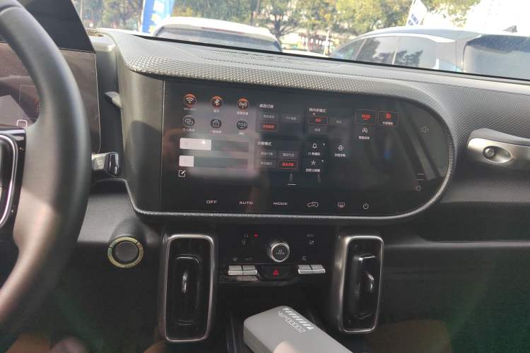 Used Haval DARGO 2022 2.0T DCT Two-Wheel Drive Huazhong Hound Edition
