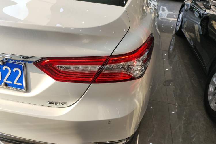 Used Toyota Camry 2023 2.0G Luxury Edition
