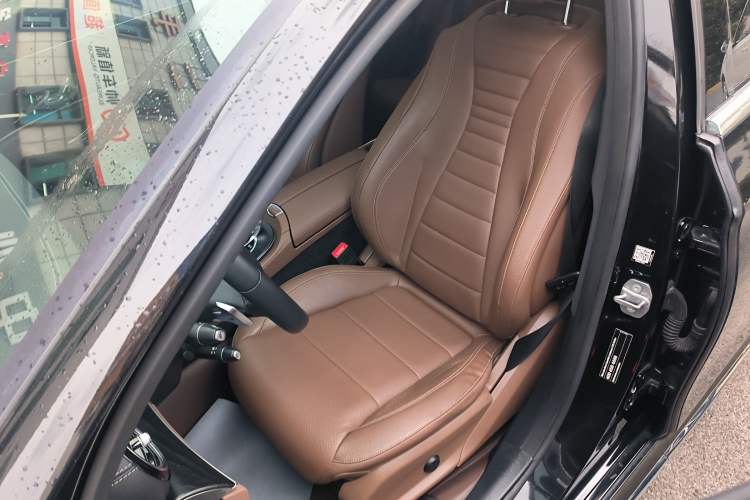 Used Mercedes-Benz E-Class 2018 Restyled E 300 L Sporty and Stylish Edition
