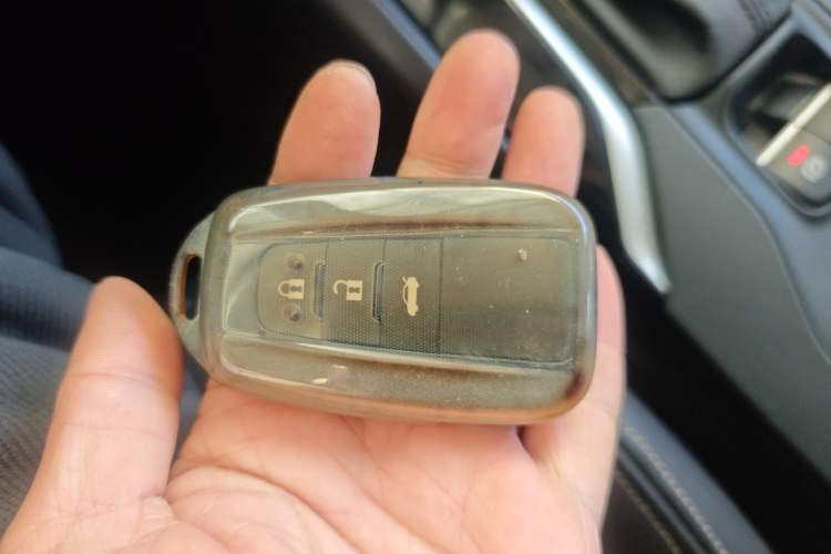 Used Toyota Corolla 2021 Dual-Motor 1.8L E-CVT Elite Edition
