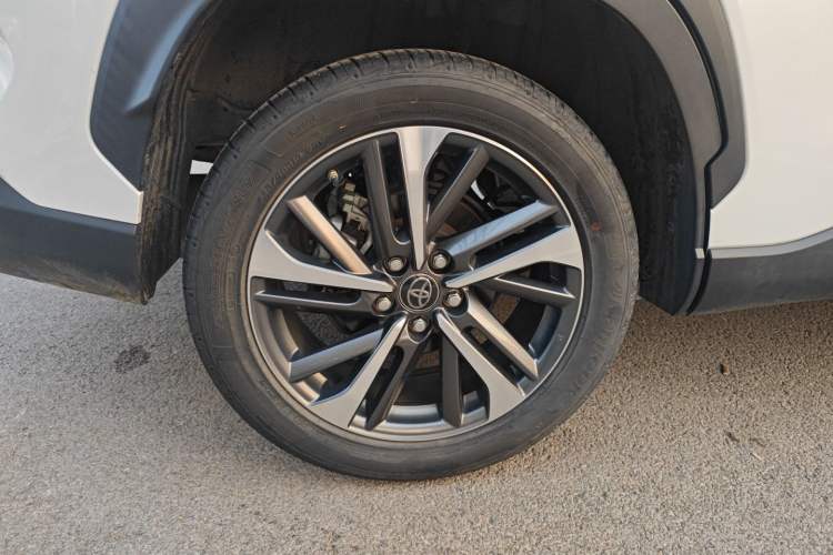 Used Toyota FRONTLANDER 2022 2.0L CVT Luxury PLUS Edition
