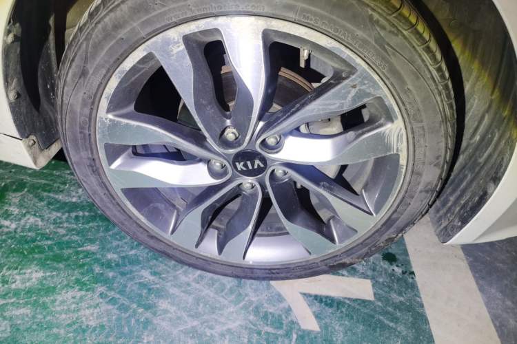 Used Kia K5 2014 2.0L Automatic LUXURY
