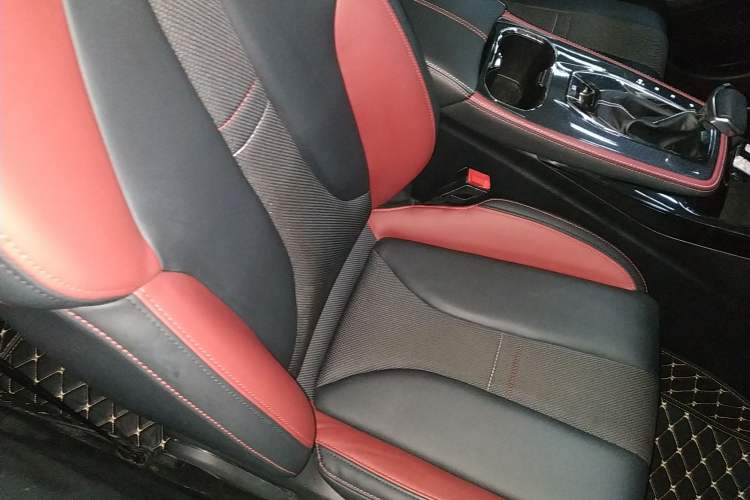 Used Oshan X5 2021 Revised Version 1.5T DCT Luxury Edition
