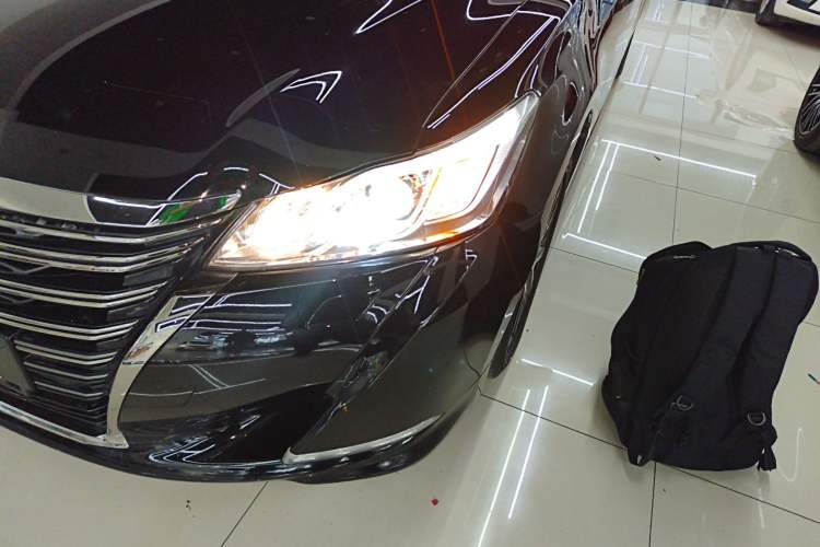 Used Toyota Crown 2018 2.0T Fashion Edition
