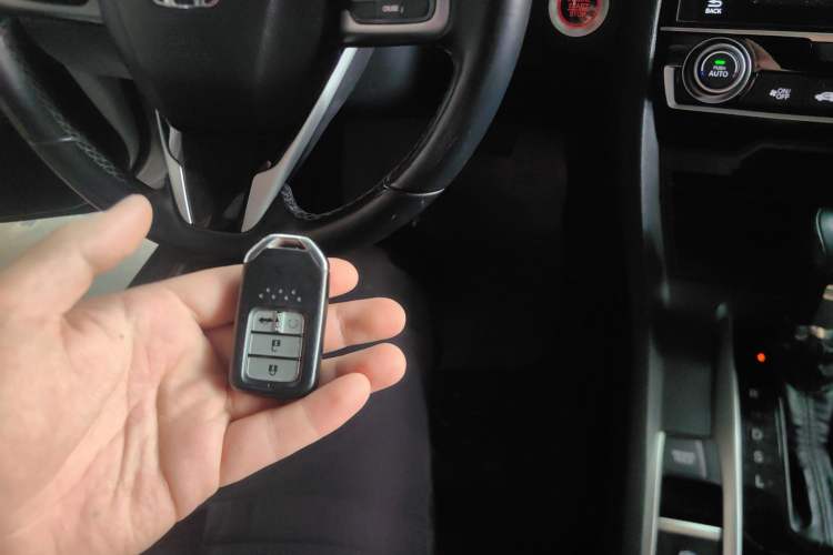 Used Honda Civic 2016 220TURBO CVT Prestige Edition