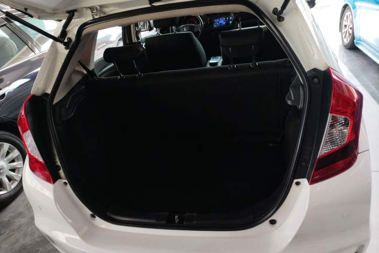 Used Honda Fit 2018 1.5L CVT Comfort Sunroof Version
