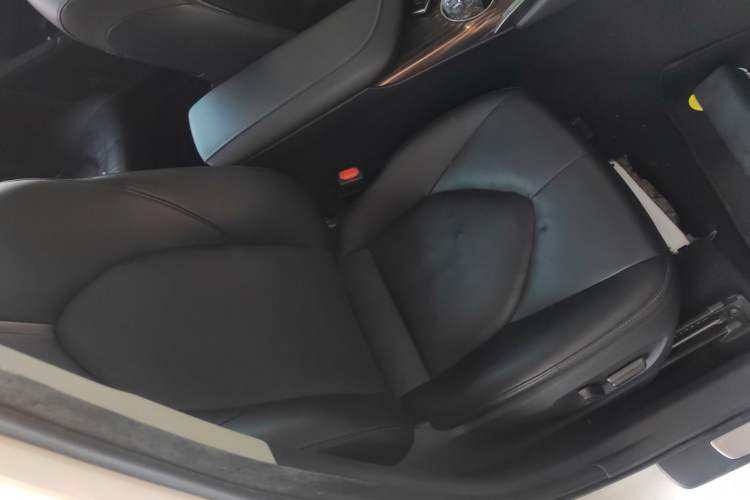 Used Toyota Camry 2018 2.5G Luxury Edition
