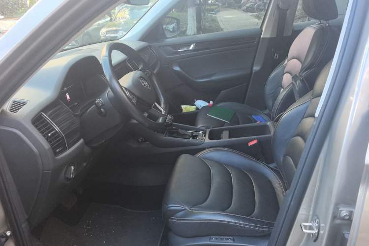 Used Skoda Kodiaq 2019 Facelifted TSI330 5-Seater Two-Wheel-Drive Luxury Enjoyment Edition China VI Standard