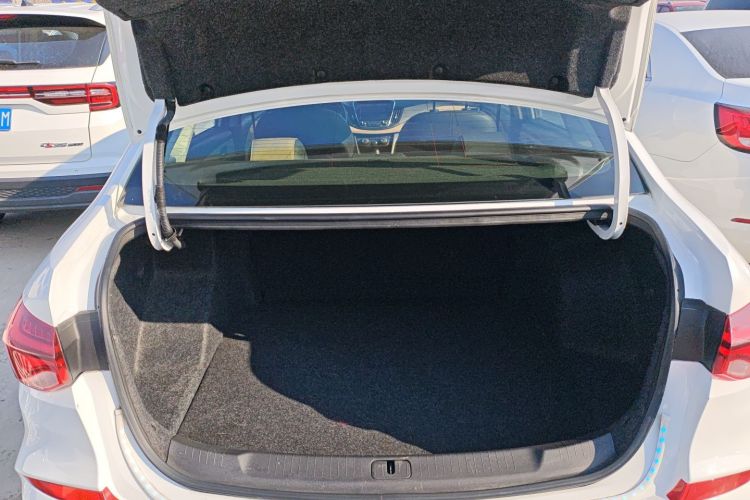 Used Chevrolet Monza 2020 320 Automatic Enjoyment Edition
