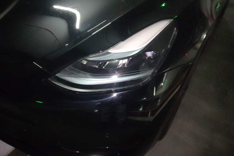 Used Tesla Model Y 2023 Rear-Wheel-Drive Version
