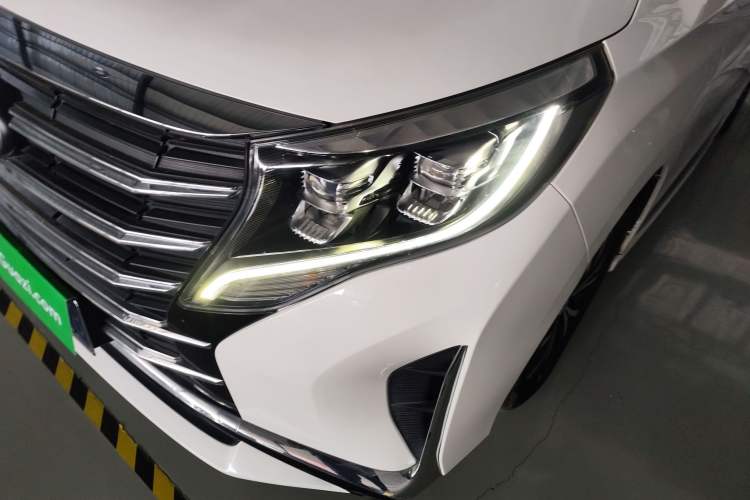 Used GAC Trumpchi M8 2021 Lingxiu Series 390T Deluxe Edition
