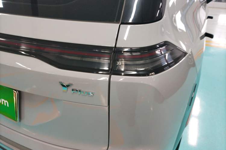 Used AION Y 2023 Younger Star Edition
