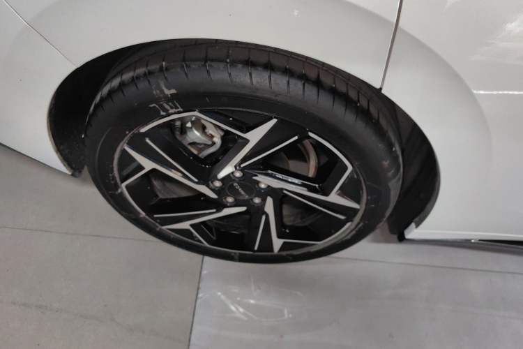 Used Lynk & Co 07 2024 EM-P 126 Long-Range Intelligent Driving Ultra