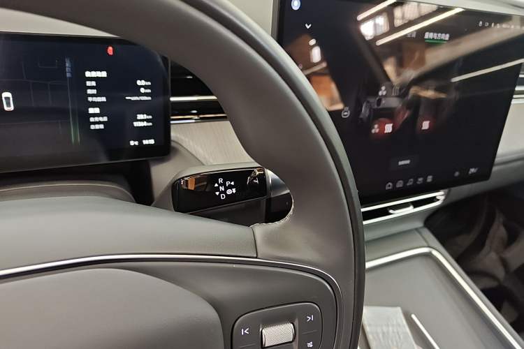 Used XPeng G6 2025 625 Long-Range Max Flagship Edition
