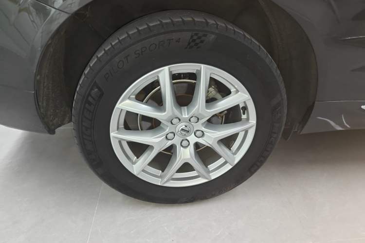 Used Volvo XC60 2021 T5 4x4 Smart Luxury Edition