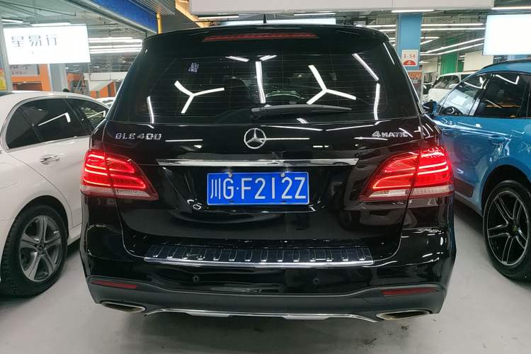 Used Mercedes-Benz GLE 2016 GLE 320 4MATIC Luxury Model
