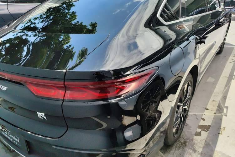 Used BYD Han 2025 DM-i 125KM Prestige Model
