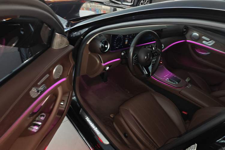 Used Mercedes-Benz E-Class 2023 Updated E 300 L Fashion Edition
