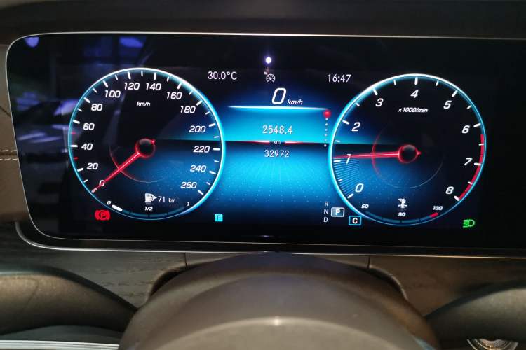 Used Mercedes-Benz E-Class 2022 Second Facelift E 300 L Fashion Edition
