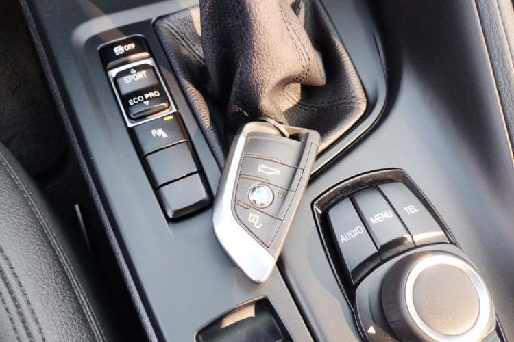 Used BMW X1 2016 sDrive18Li Premium Edition
