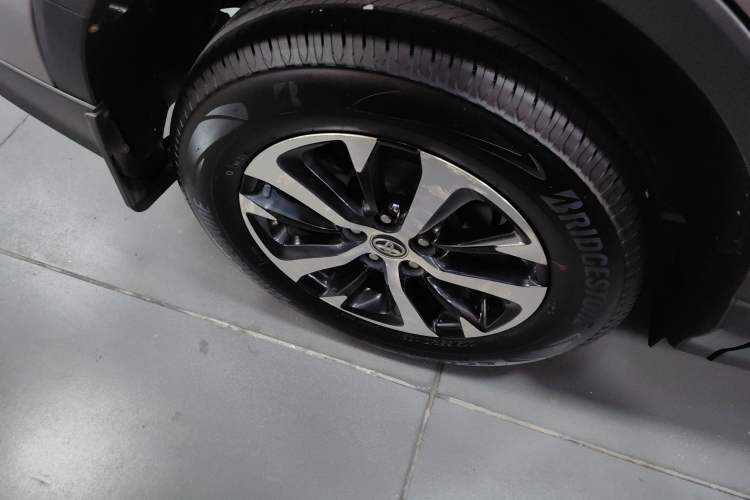 Used Toyota RAV4 2016 2.0L CVT Two-Wheel Drive Fashion Edition China V Standard