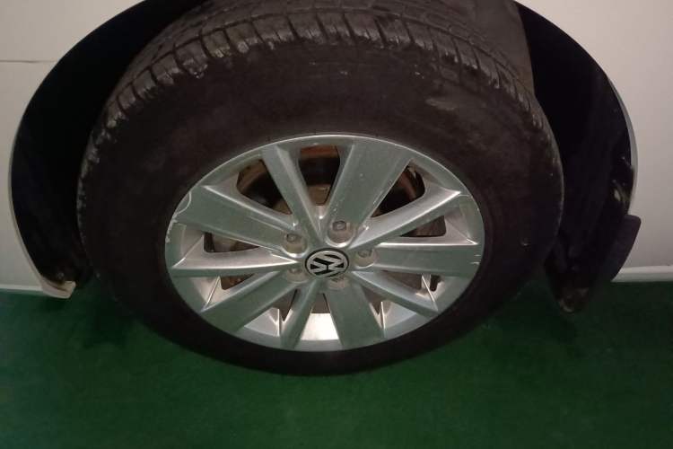 Used Volkswagen Jetta 2017 1.5L Manual Fashion Edition