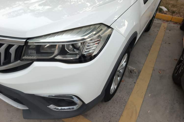 Used Brilliance V3 2017 1.5L Manual Comfort Model
