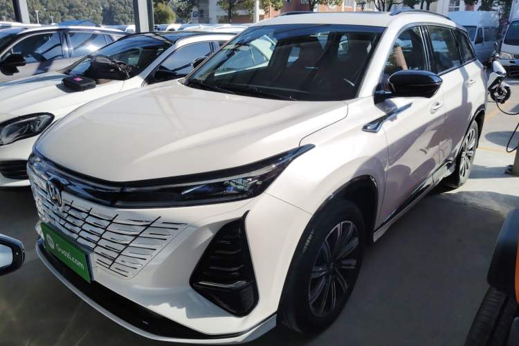 Used Changan CS75 PLUS 2024 3rd Generation Champion Edition 1.5T Intelligent Drive Dynamic Model