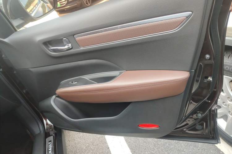 Used Renault Koleos 2018 2.0L Two-Wheel Drive 120th Anniversary Limited Edition