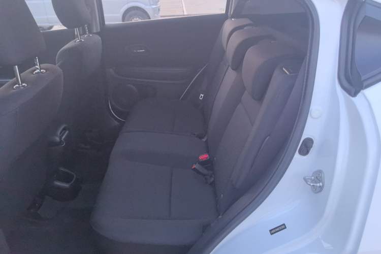 Used Honda Vezel 2015 1.5L CVT two-wheel drive Comfort trim