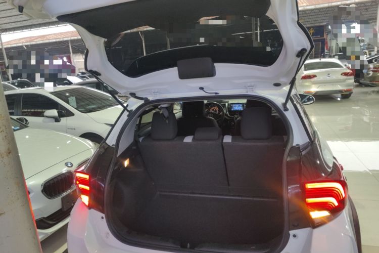 TDK.VehicleDetails.img