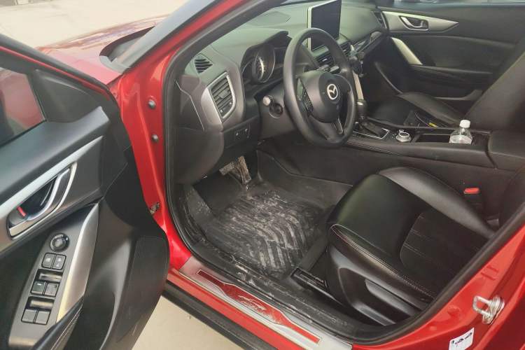 Used Mazda CX-4 2016 2.0L Automatic 2WD Blue Sky Dynamic Edition
