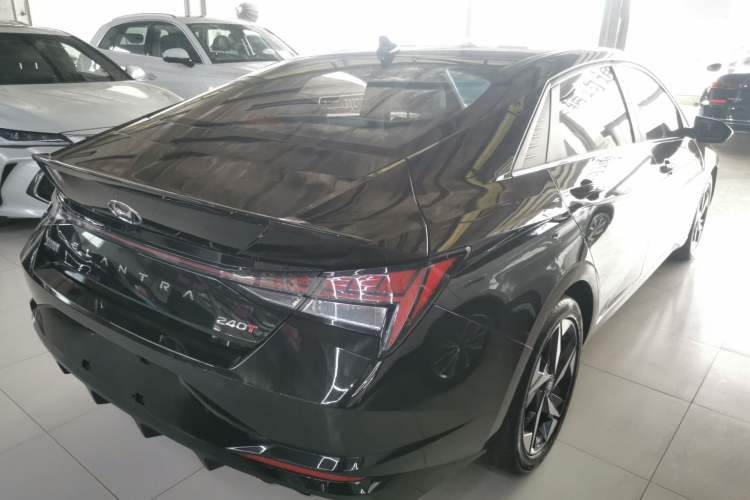 Used Hyundai Elantra 2021 240TGDi DCT LUX Prestige Edition