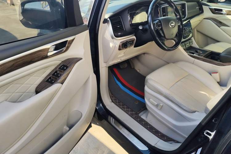 Used GAC Trumpchi M8 2018 320T Luxury Edition
