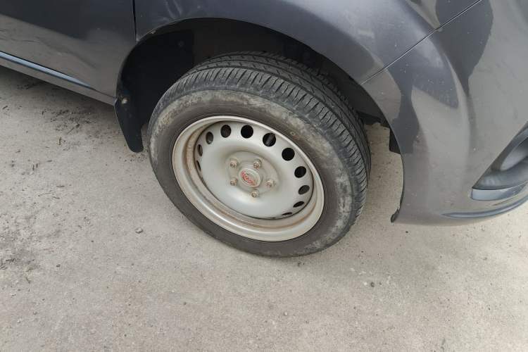 Used Jinbei Gold Hiace M Classic 2022 1.5L Engineering Lion Passenger Vehicle 6 Seats
