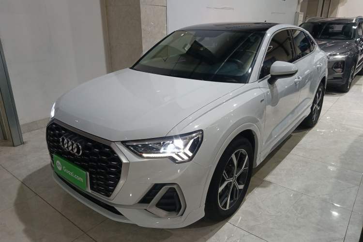 Used Audi Q3 Sportback 2020 40 TFSI Fashion Model

