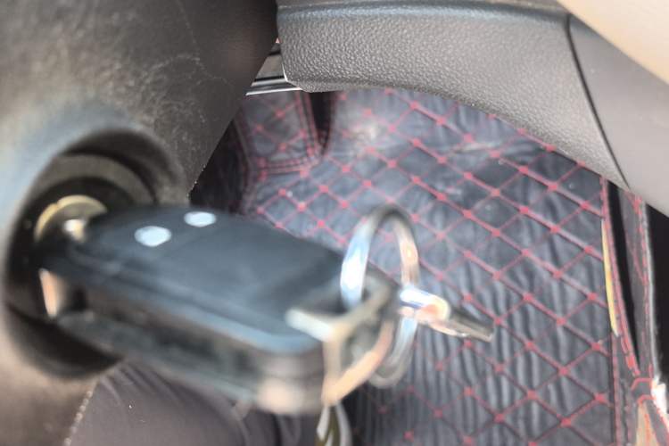 Used Chevrolet Sail 2015 Sail 3 1.5L Manual with Ideal Sunroof Edition